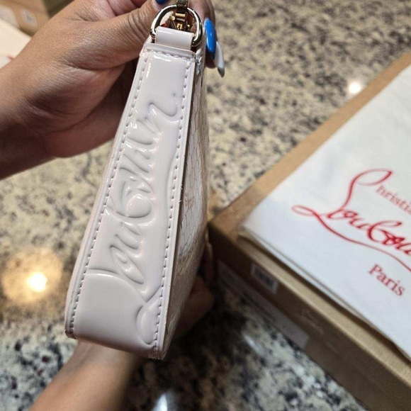 NEW Christian Louboutin Snakeskin Embossed Leather Bag in Leche Color - Picture 5 of 9